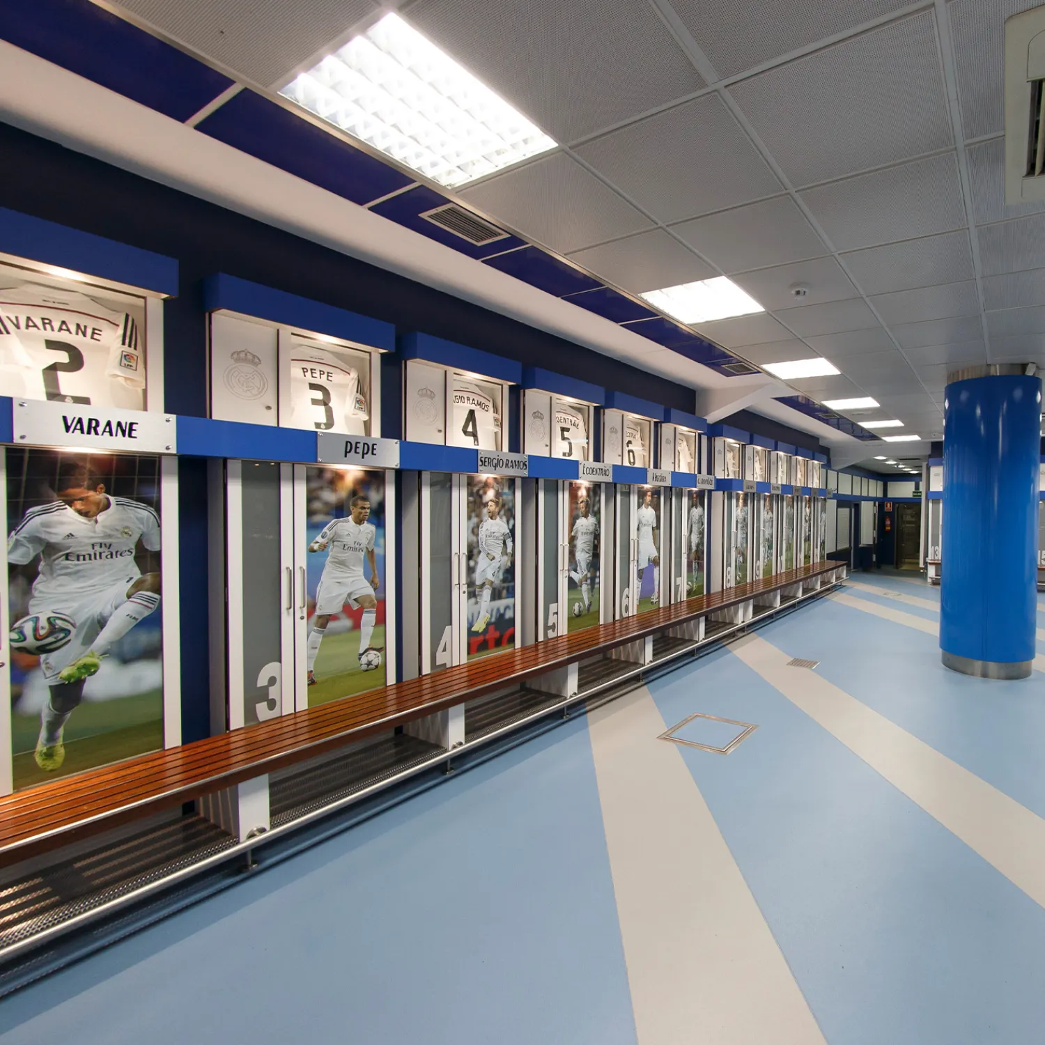 Pursuit 3 Santiago Bernabéu Stadium Real Madrid Locker Room Piece – Brown Wood Teak^ Back To School|Memorabilia
